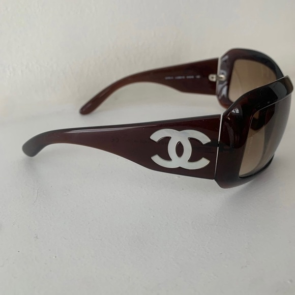 Chanel Mother of Pearl Sunglasses - Picture 1 of 10